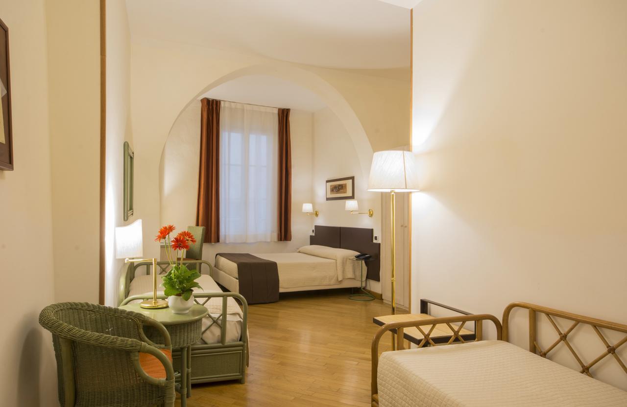 Piazza Paradiso Accommodation Сієна Екстер'єр фото