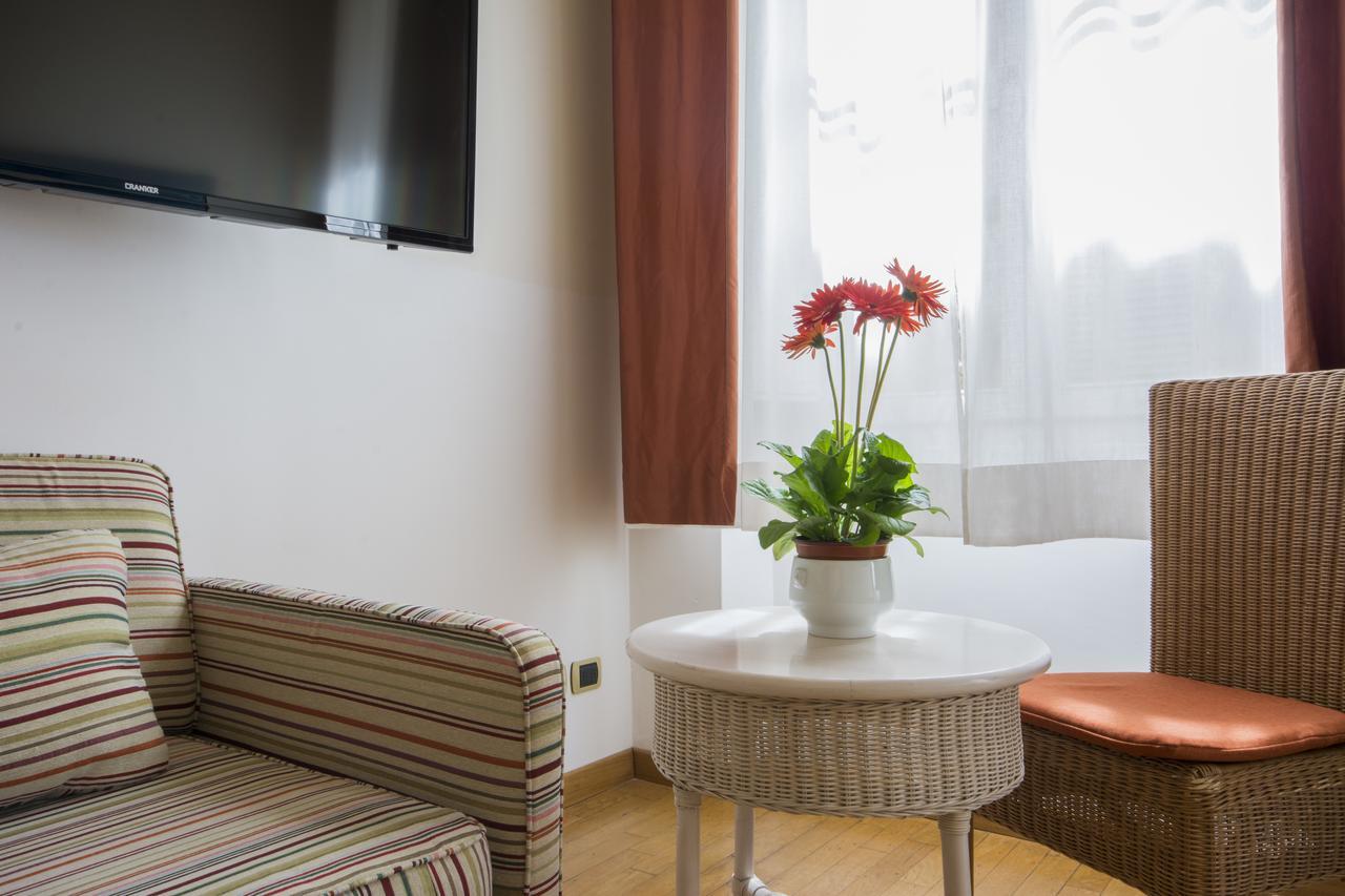 Piazza Paradiso Accommodation Сієна Екстер'єр фото