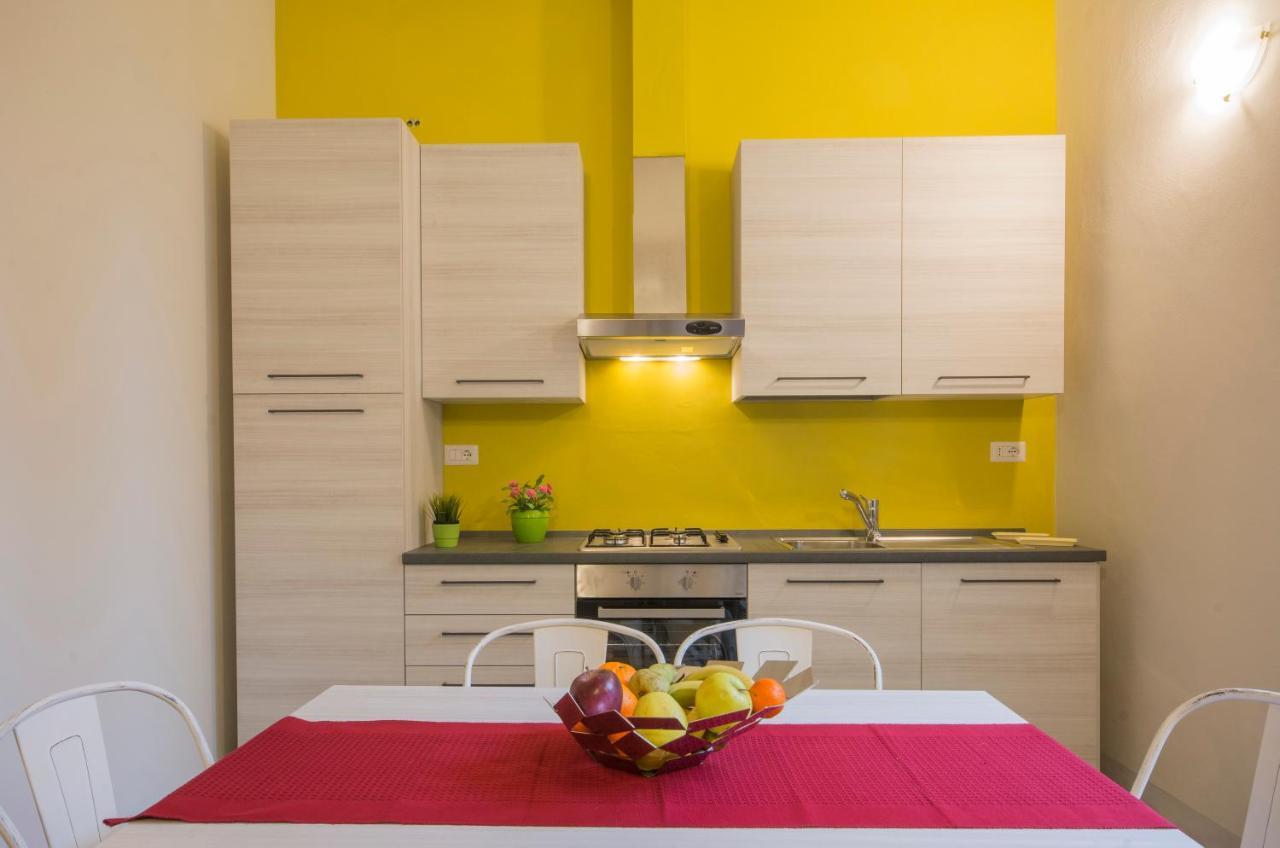 Piazza Paradiso Accommodation Сієна Екстер'єр фото